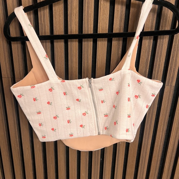 With Jean Floral Embroidered White Crop Top - Picture 3 of 3